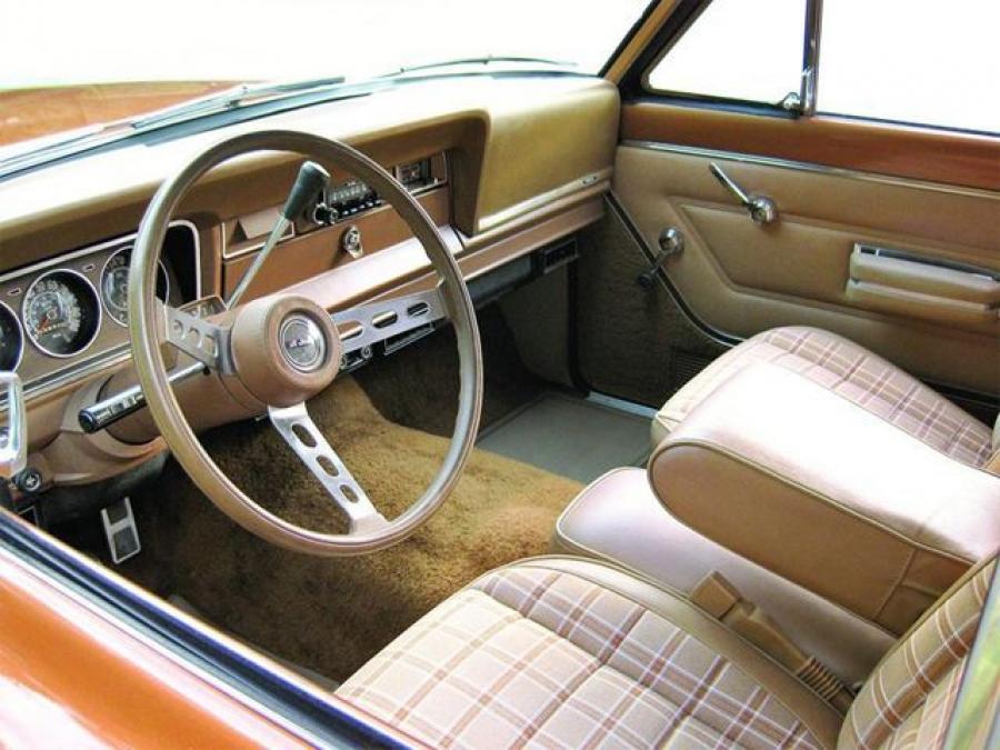  Jeep Wagoneer 1978 года  (фото 2 из 6)